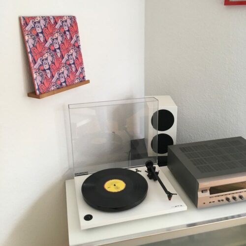 Vinyl Wandhalter Fünf Vor Zehn 1 500x500 1
