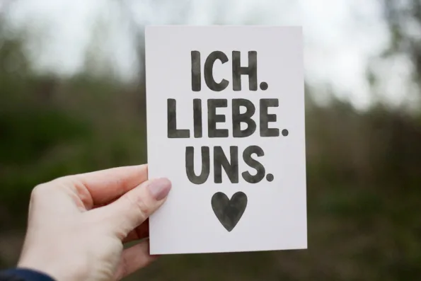 Postkarte - Ich. Liebe. Uns.